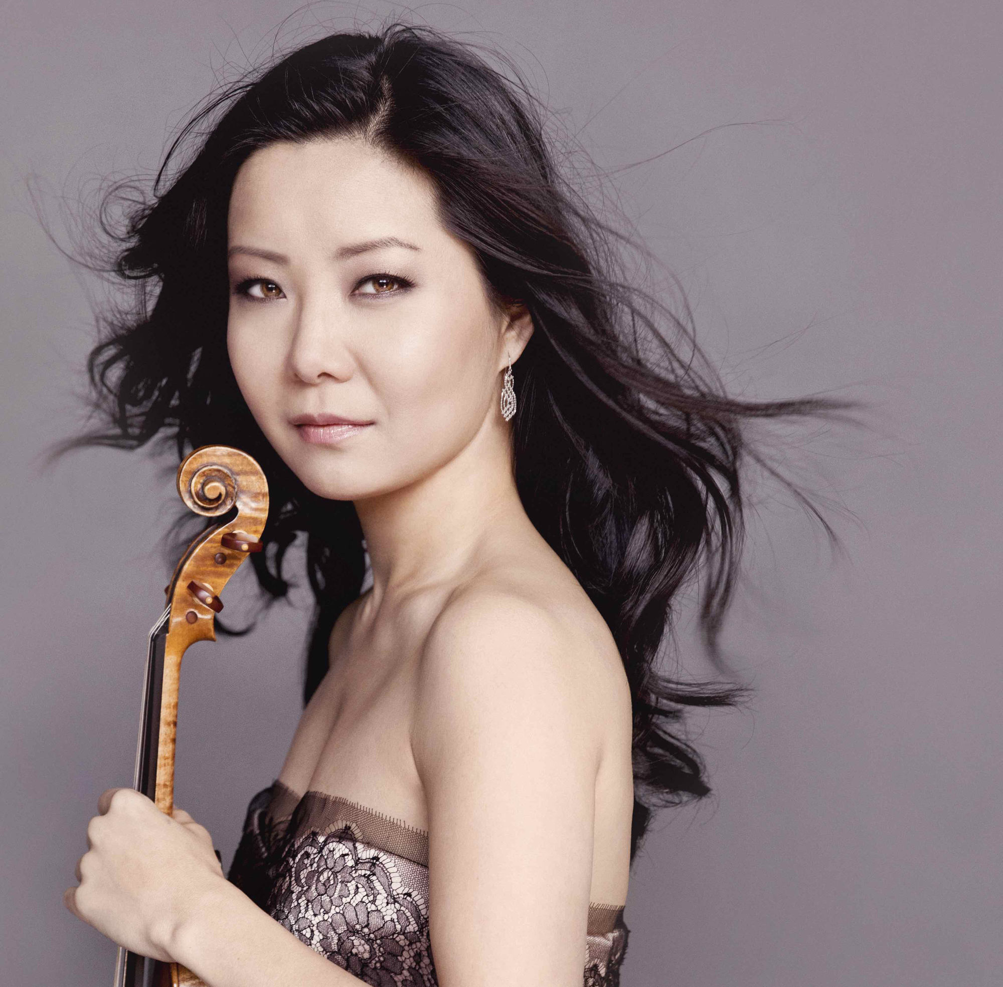Yi-Jia Susanne Hou concert virtuoso